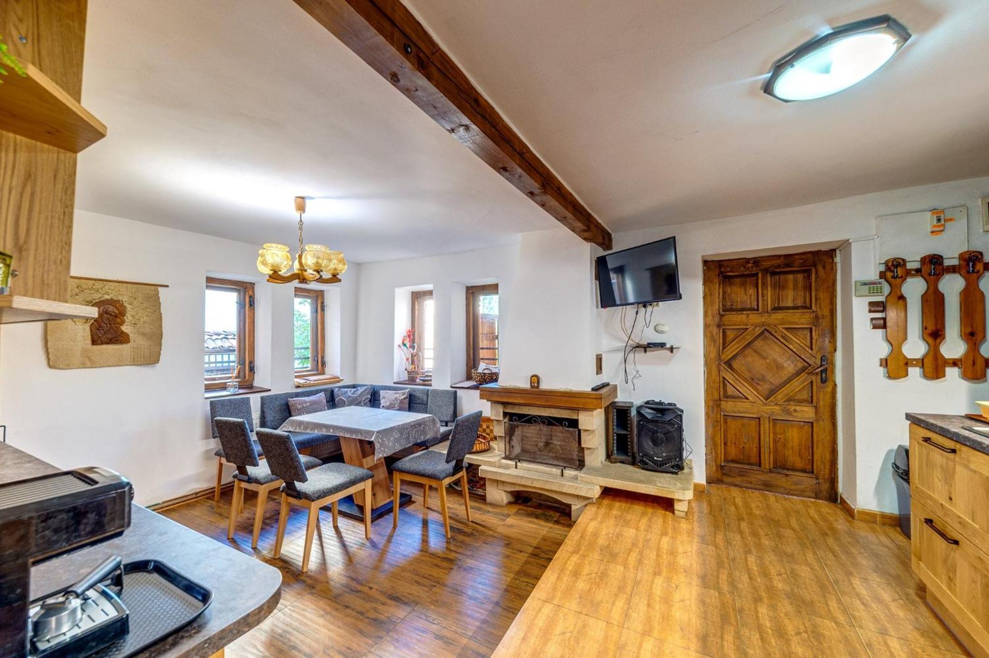 Valkanovi House 潘波洛沃 外观 照片
